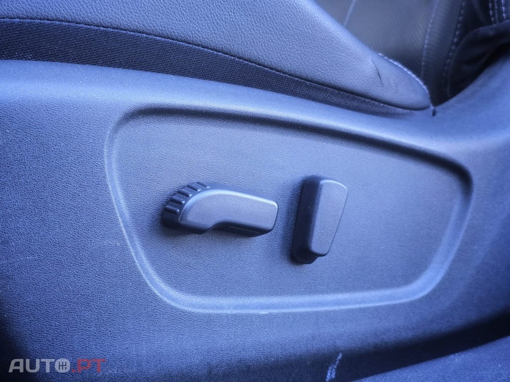 Nissan Qashqai 1.5 dCi N-Connecta 18