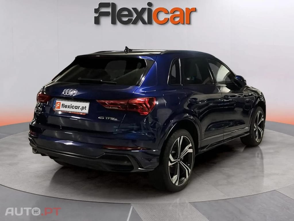 Audi Q3 45 TFSIe S line S tronic