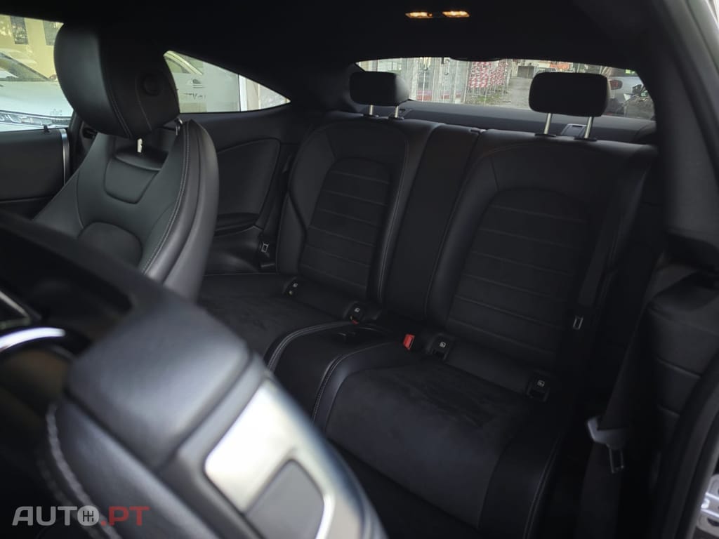 Mercedes-Benz C 220 d Coupe 9G-TRONIC AMG Line