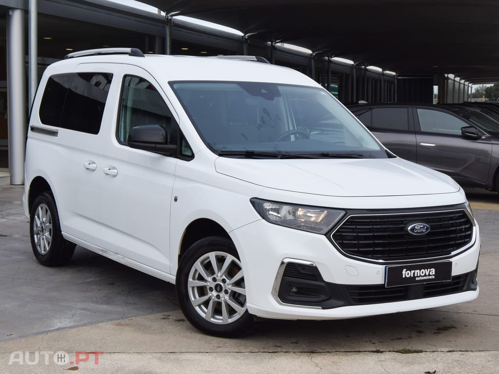 Ford Tourneo 2.0 TDCi Titanium