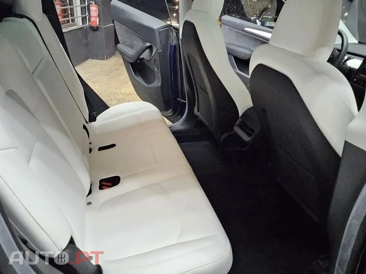 Tesla Model Y Performance Tração Integral