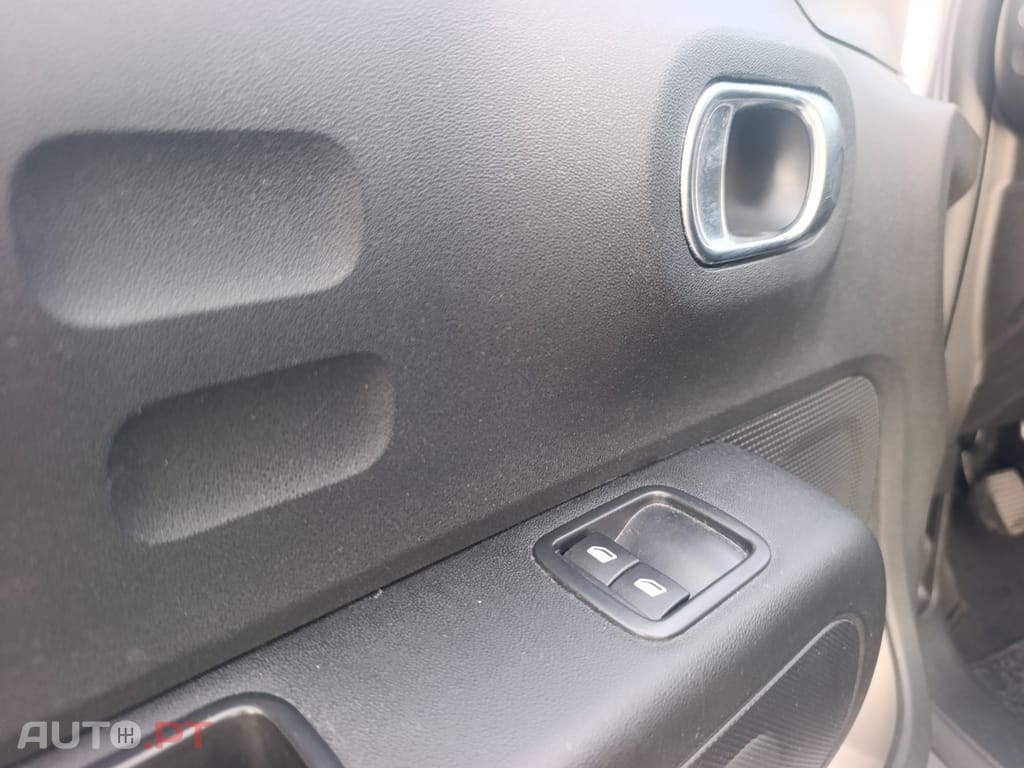 Citroen C3 1.2 PureTech Attraction