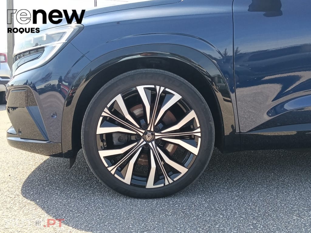 Renault Espace E-Tech Iconic 1.2 Full Hybrid 200cv