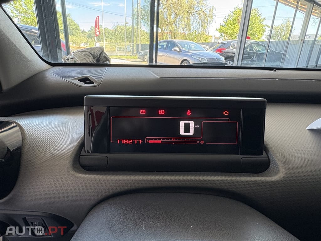Citroen C4 Cactus 1.6 BlueHDi Shine