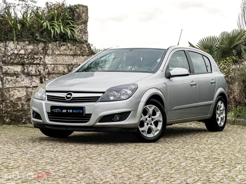 Opel Astra 1.7 CDTi Cosmo