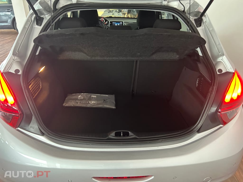 Peugeot 208 1.2 PureTech Style
