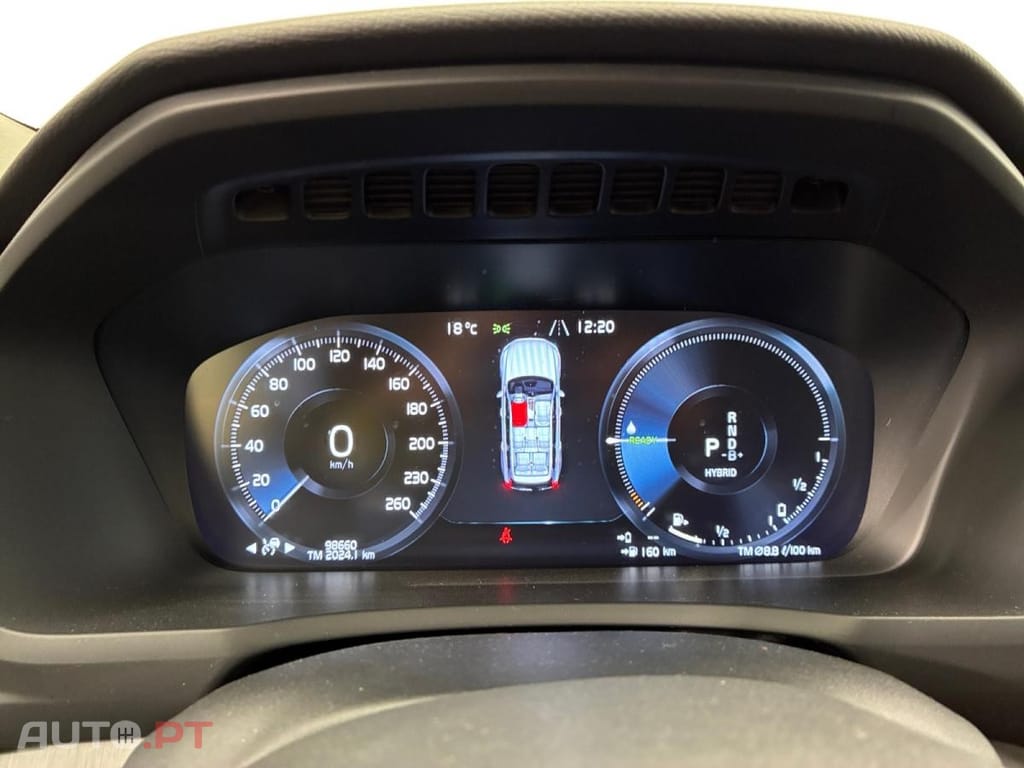 Volvo XC90 2.0 T8 PHEV Geartronic Momentum AWD