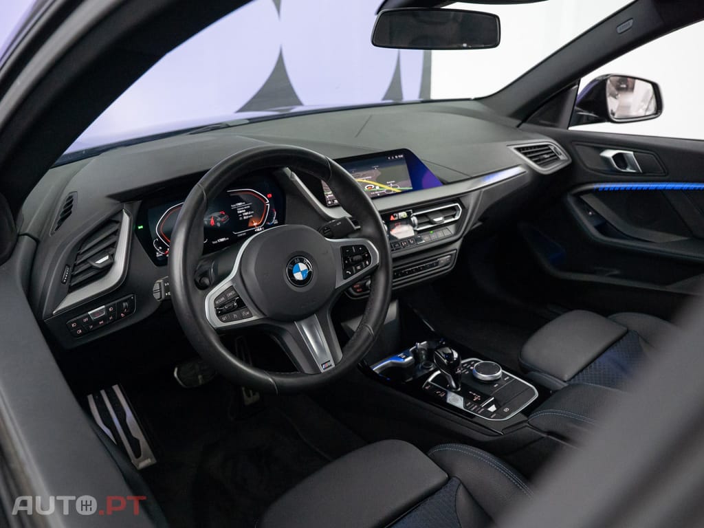 BMW 216 d Pack Desportivo M
