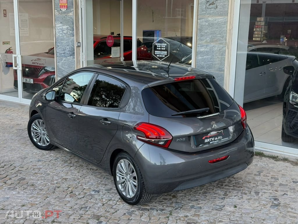 Peugeot 208 1.2 PureTech Style