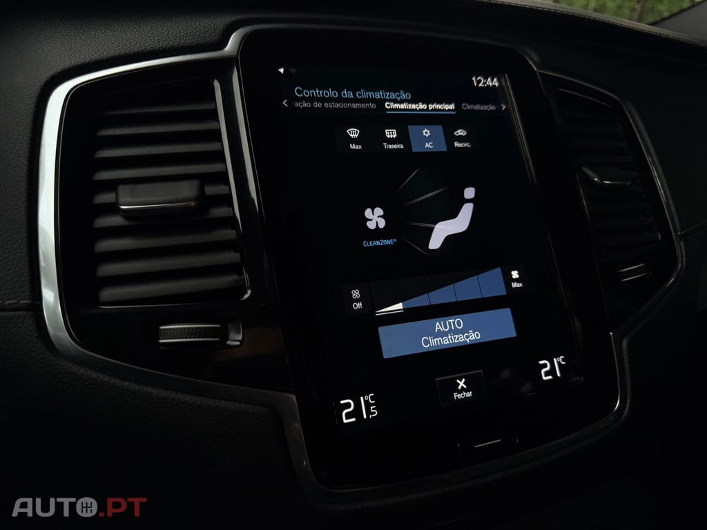 Volvo XC90 2.0 T8 PHEV R-Design AWD