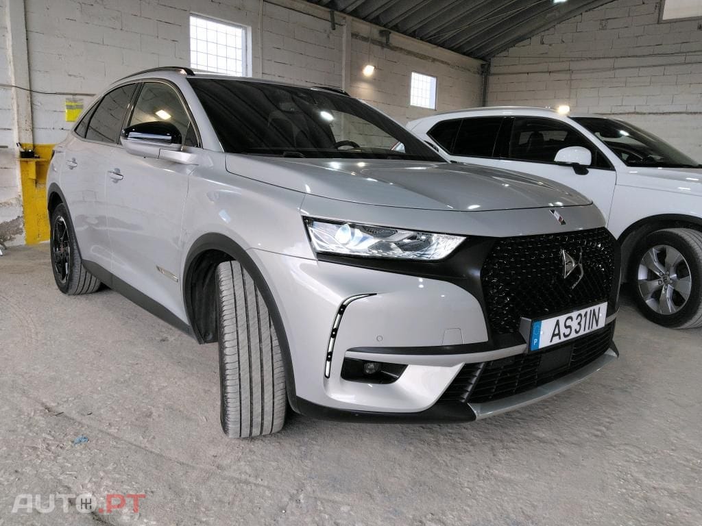 DS DS7 Crossback E-Tense Performance Line EAT8