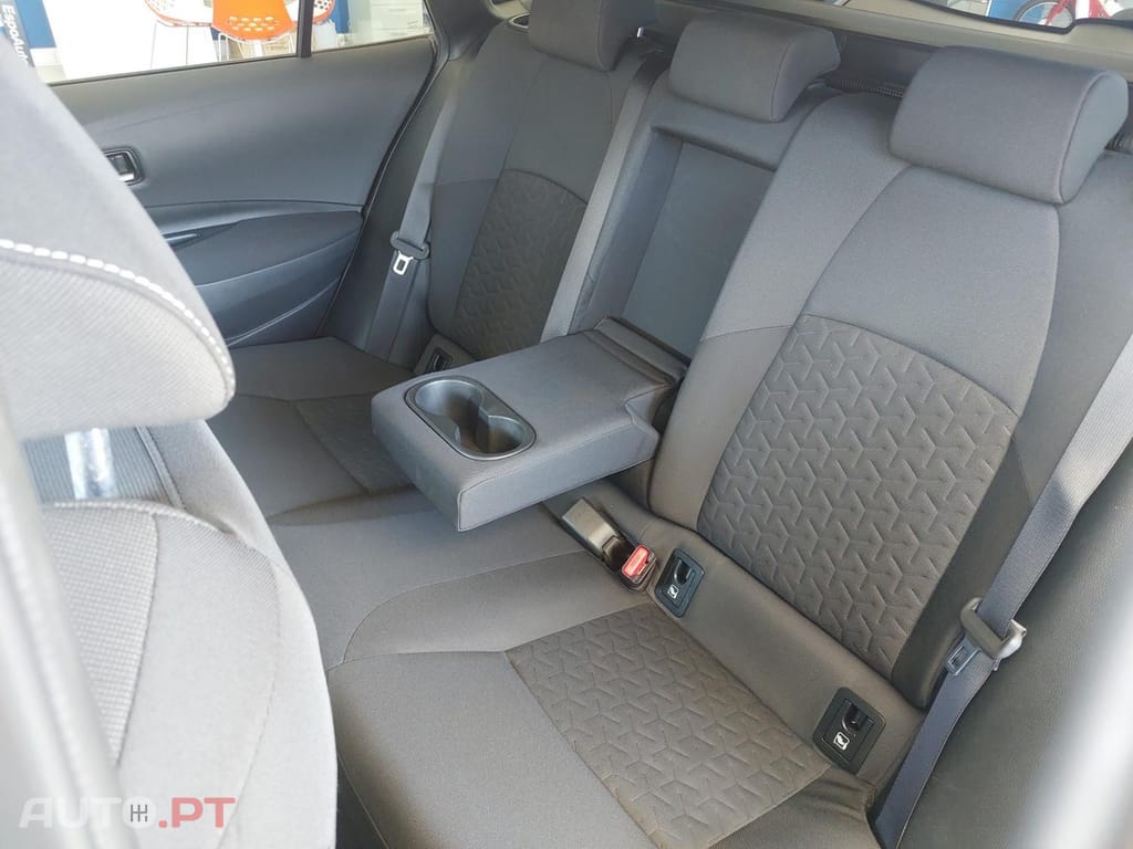 Toyota Corolla Touring Sports 1.8 Hybrid Comfort+P.Sport