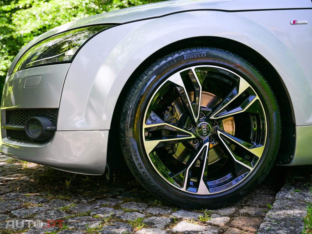 Audi TT 2.0 TFSi S-line S tronic