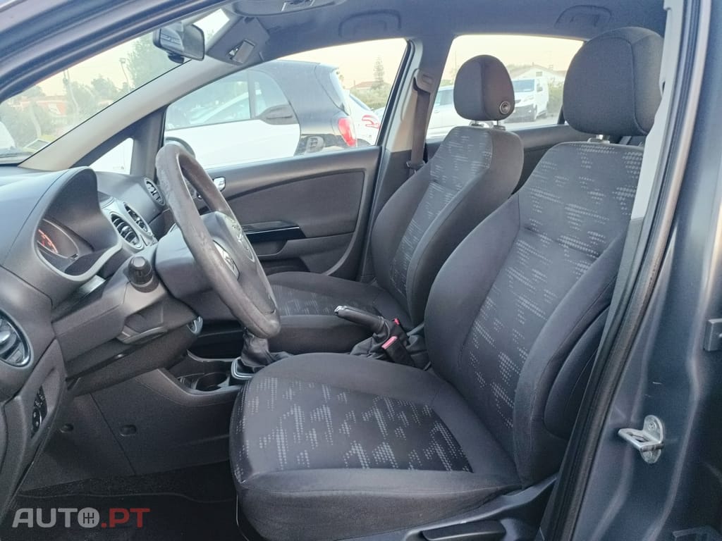 Opel Corsa 1.2 Enjoy