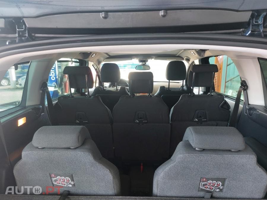 Peugeot 5008 1.6 BlueHDi Style
