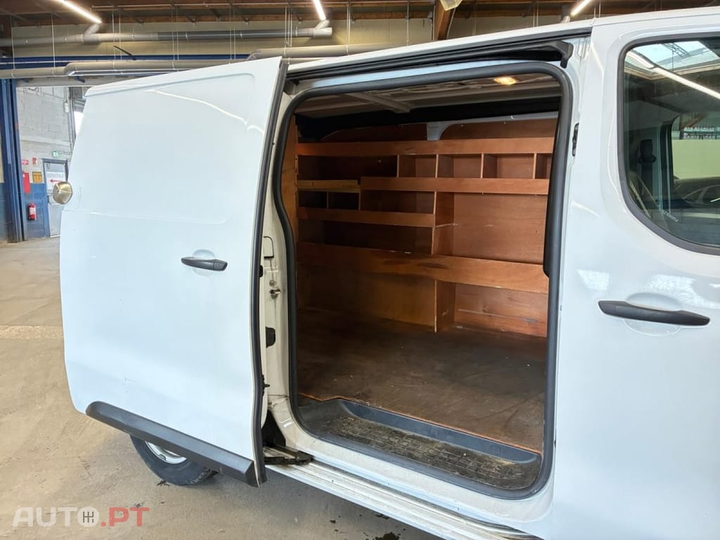 Peugeot Expert 1.5 BlueHDi Standard Premium Pack