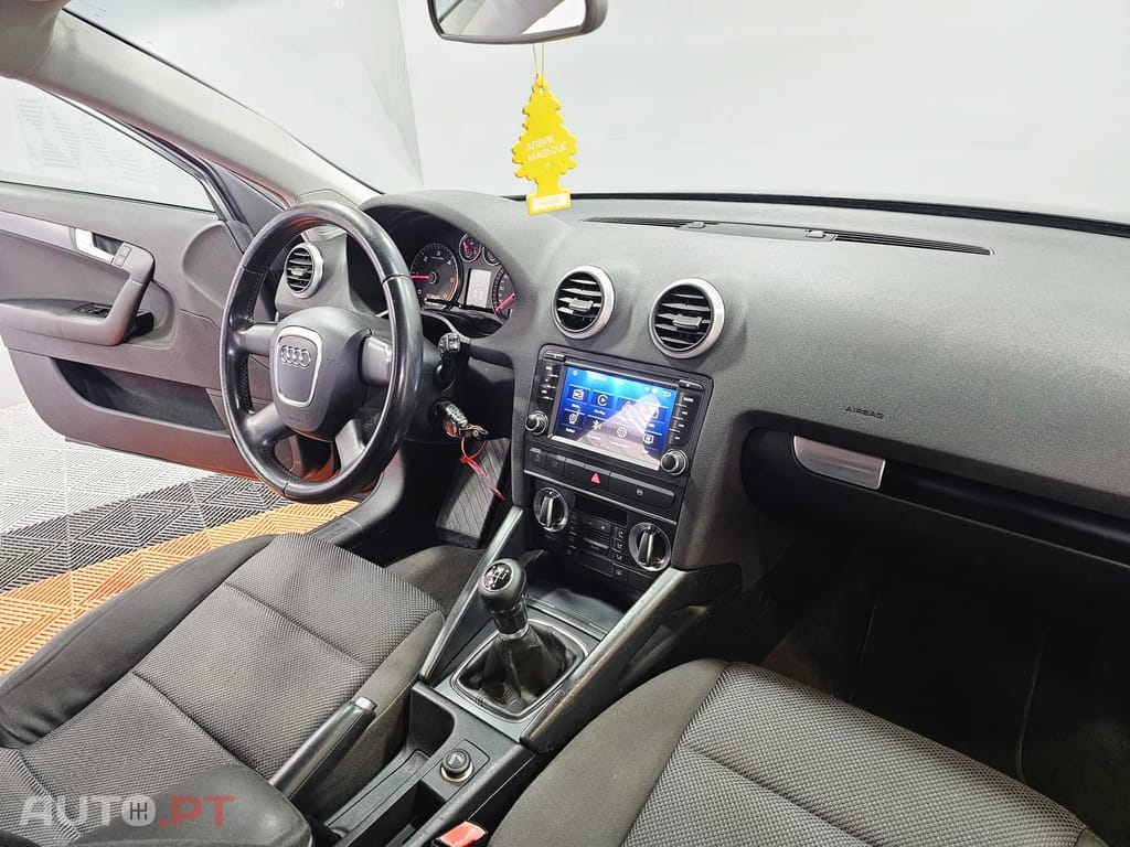 Audi A3 Sportback 1.6 TDi S-line