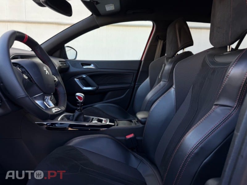 Peugeot 308 1.6 e-THP GTi
