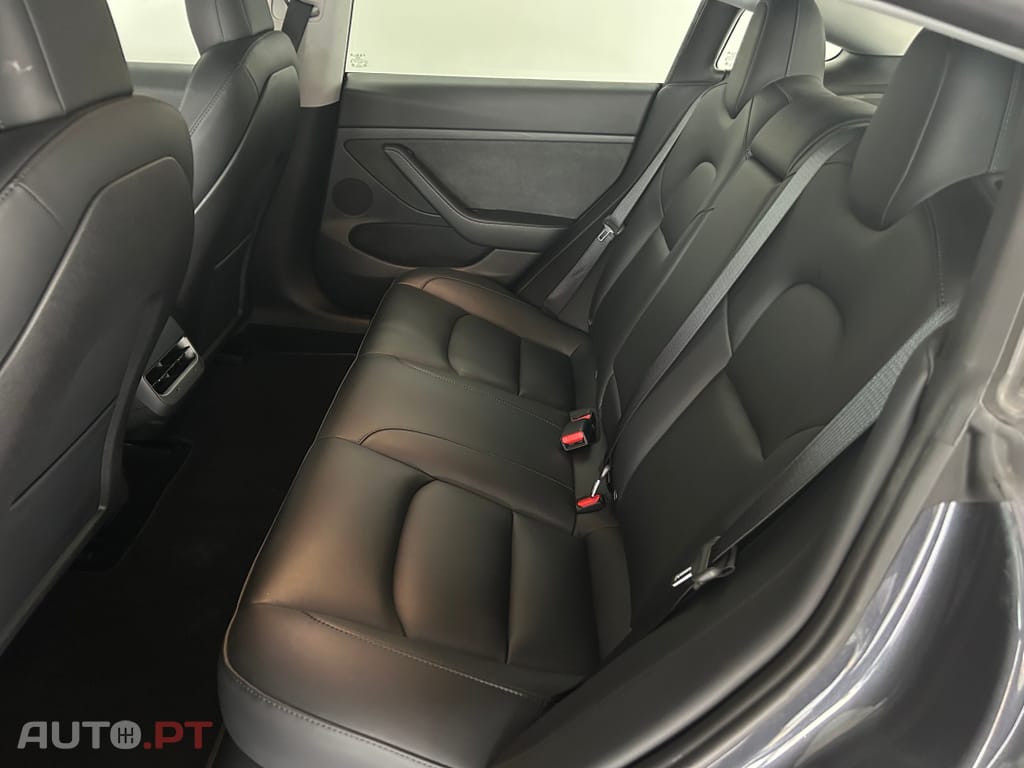Tesla Model 3 Long Range Tração Traseira