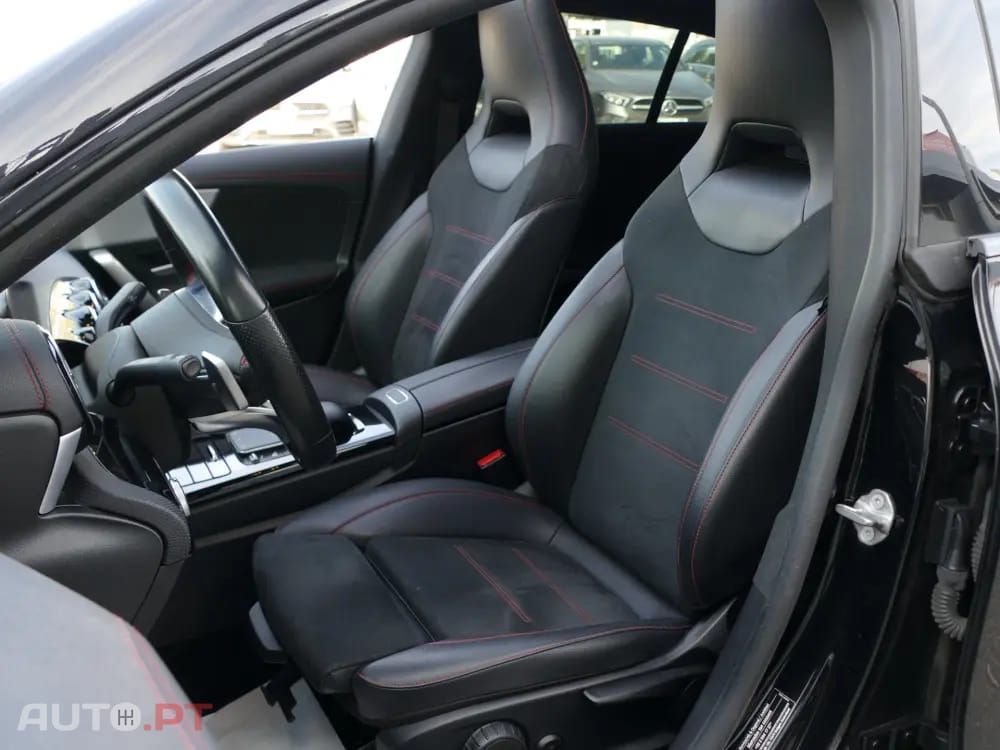 Mercedes-Benz CLA 250 e Shooting Brake AMG Line