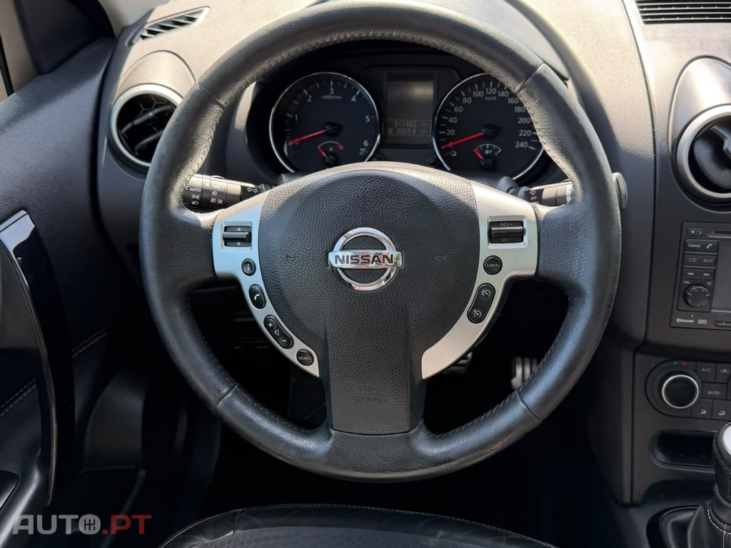 Nissan Qashqai 1.6 dCi Tekna Premium 18