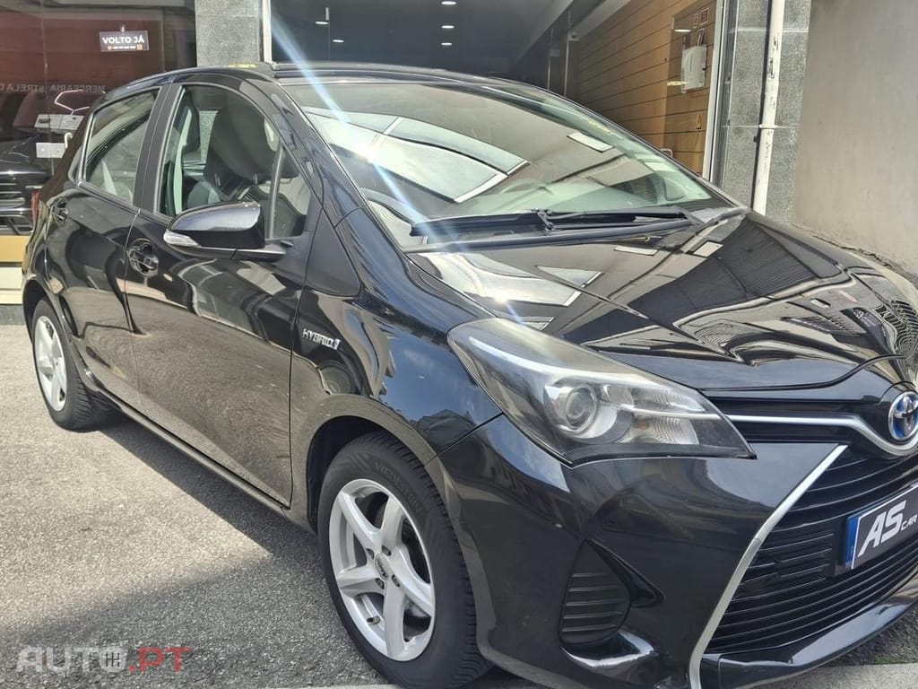 Toyota Yaris 1.5 HSD Sport+P.Luxury