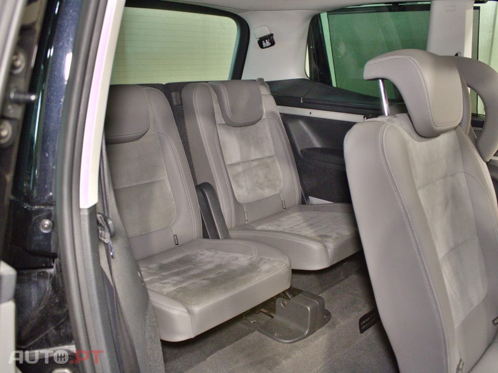 Volkswagen Sharan 2.0 TDI Blue Highline DSG