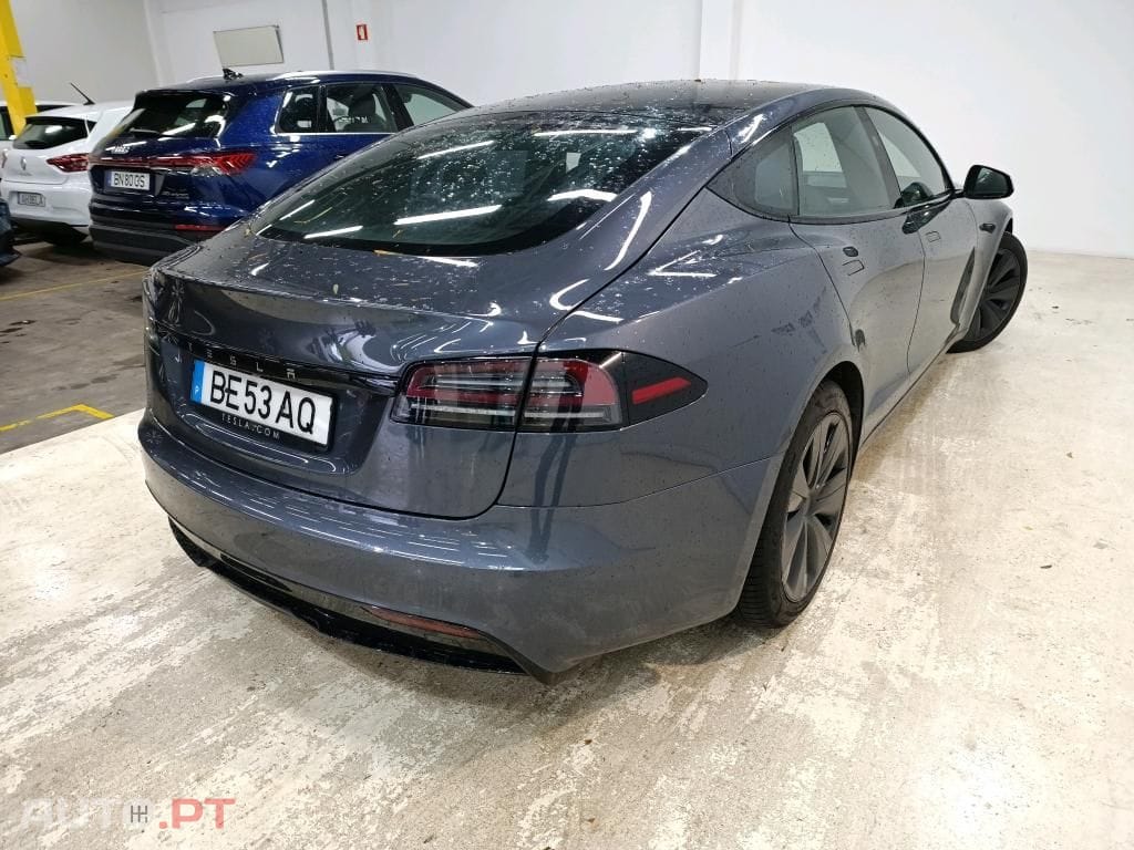 Tesla Model S Long Range AWD