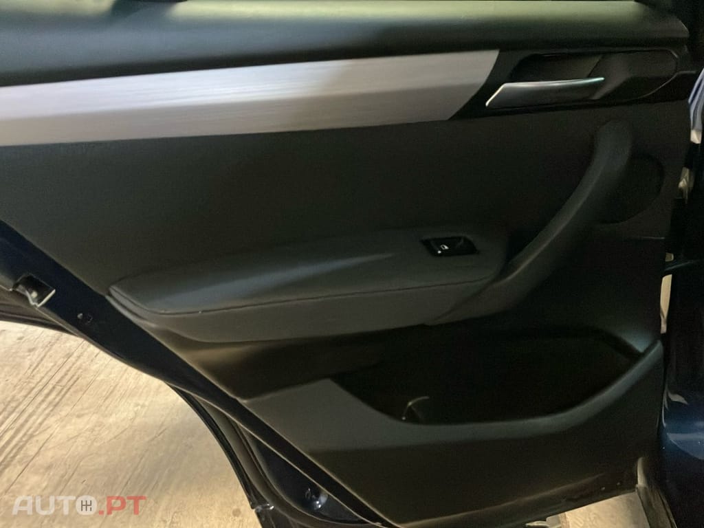 BMW X3 18 d sDrive Auto