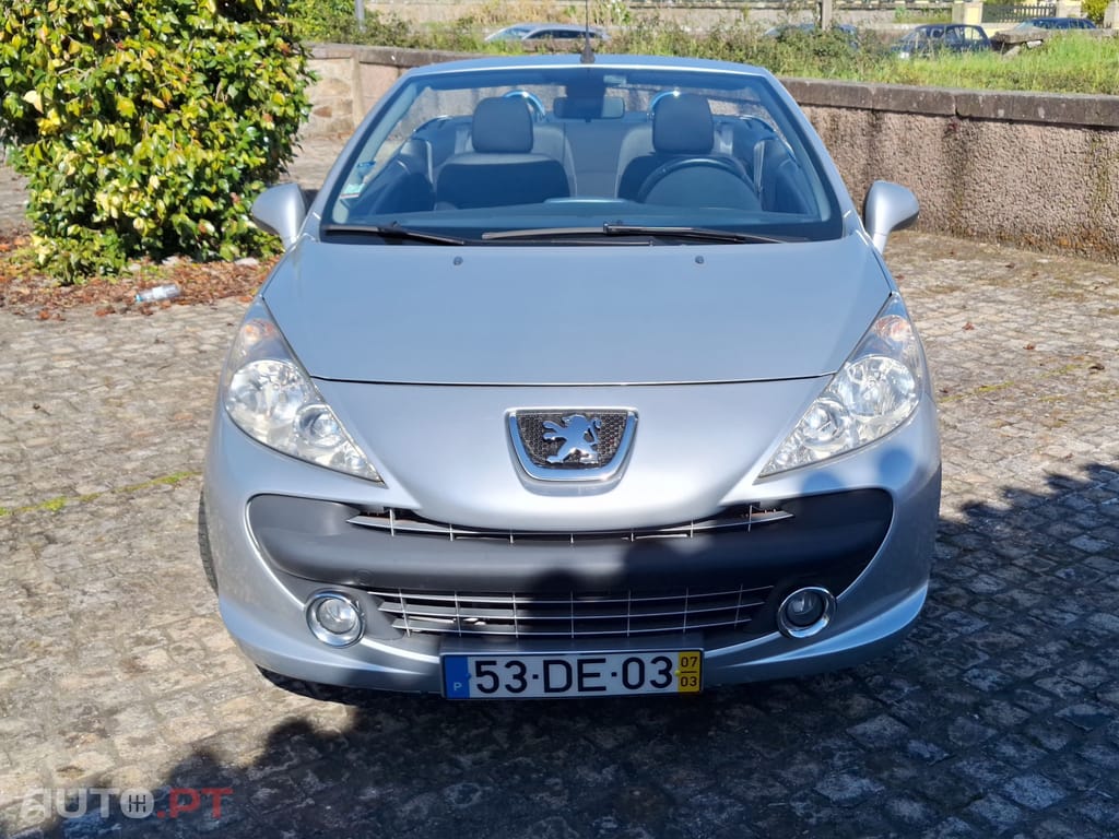Peugeot 207 CC 1.6 HDI