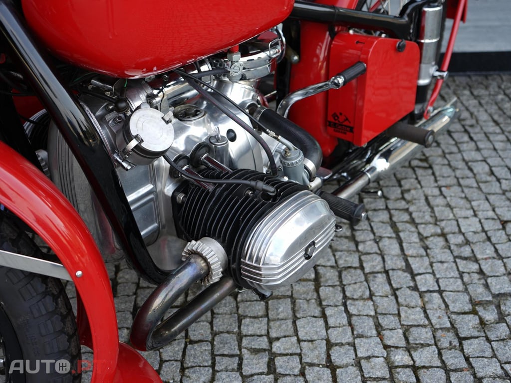 Ural Classic Sidecar