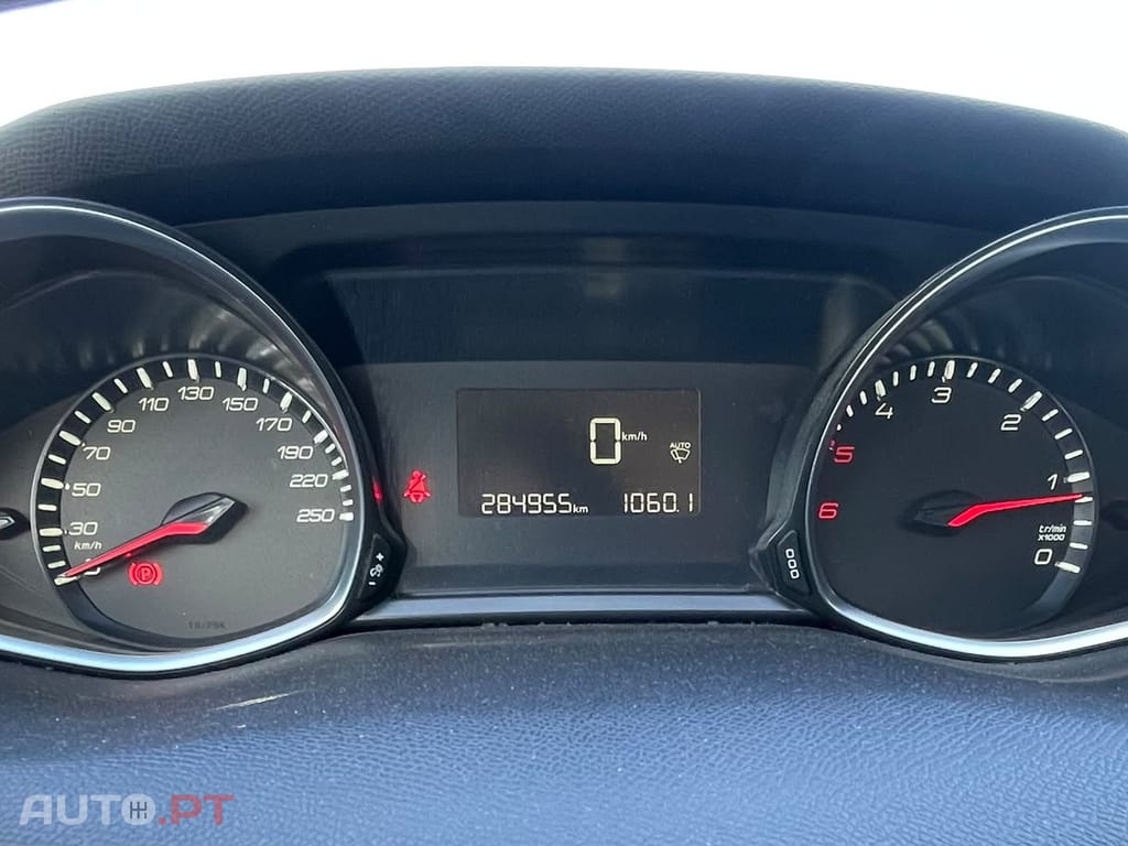 Peugeot 308 SW 1.6 BlueHDi