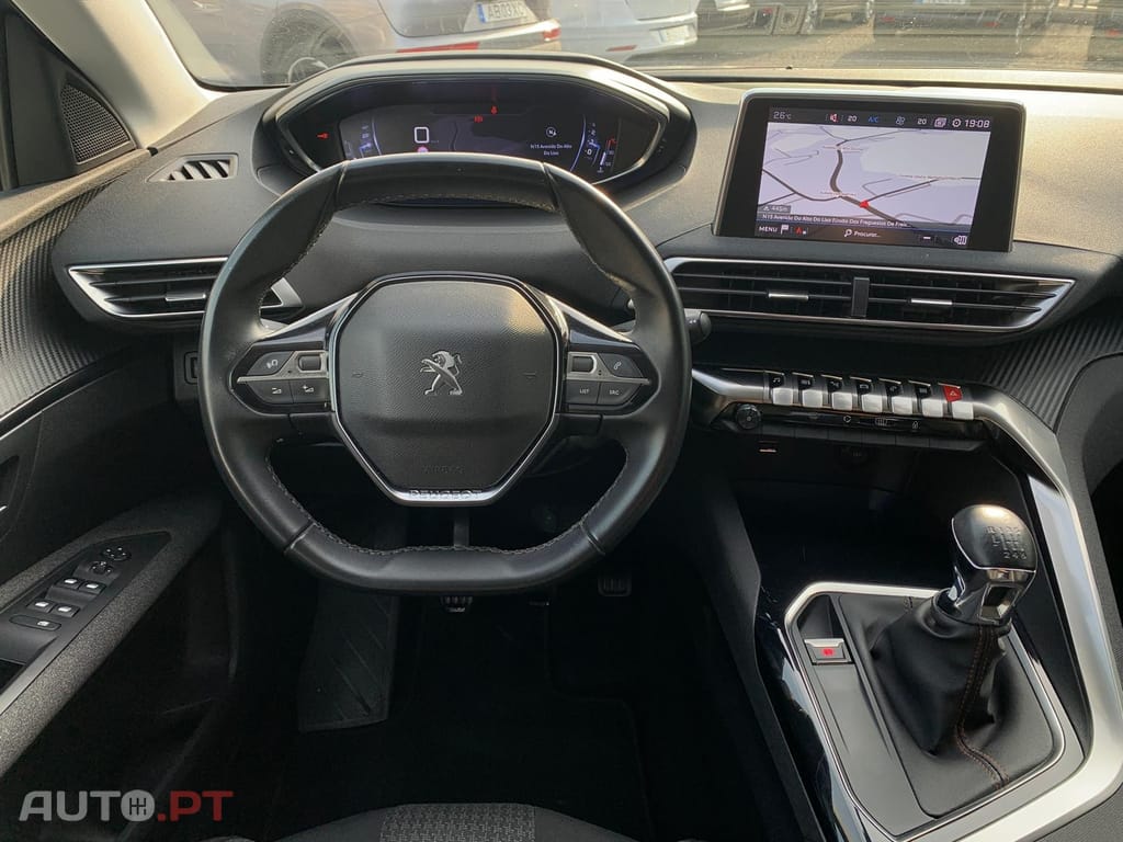 Peugeot 3008 1.5 BlueHDi Active