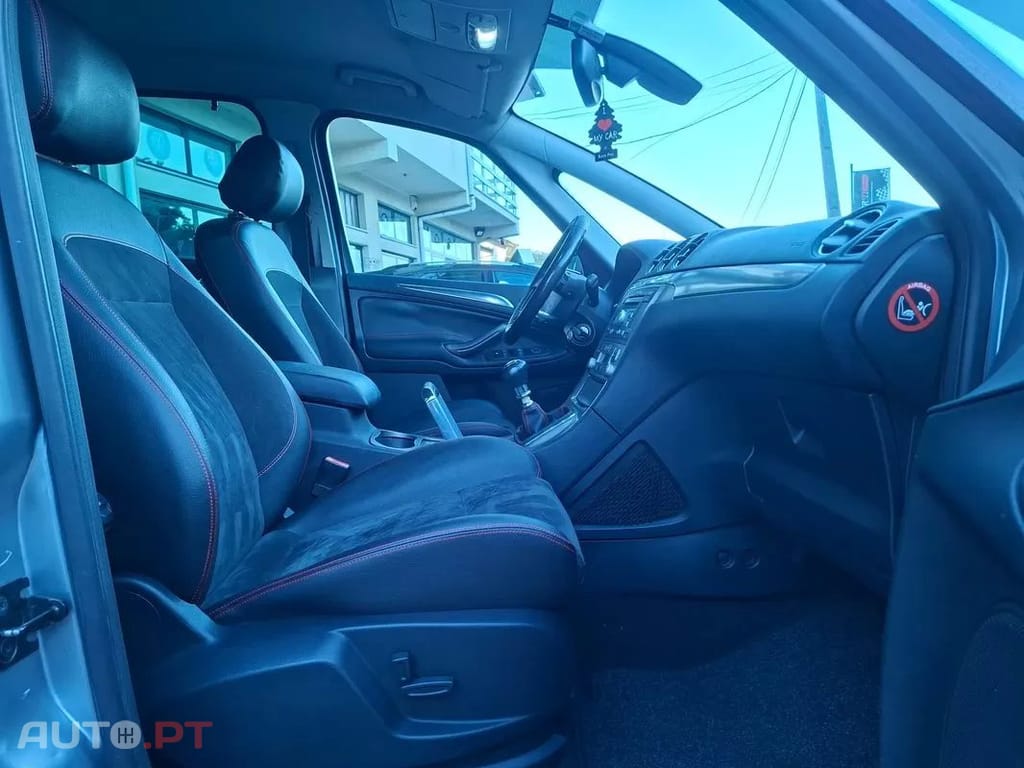 Ford S-Max  2 0 Tdci Dpf Titanium