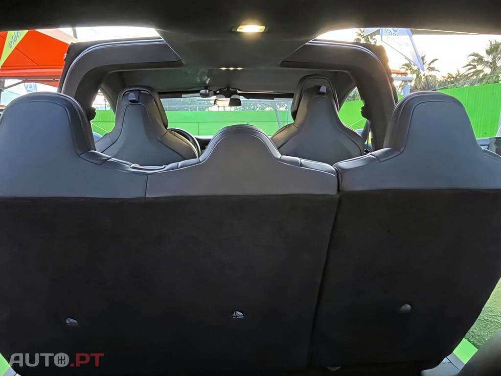 Tesla Model X 100D
