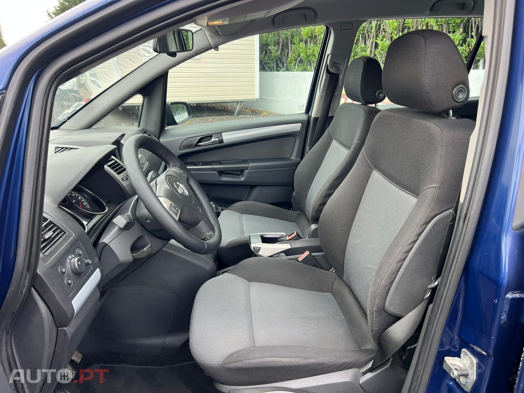 Opel Zafira 1.9 CDTi Enjoy