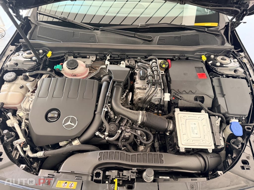Mercedes-Benz A 250 A 250e Limusine Business Edition