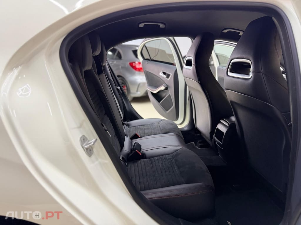 Mercedes-Benz A 180 d Amg line