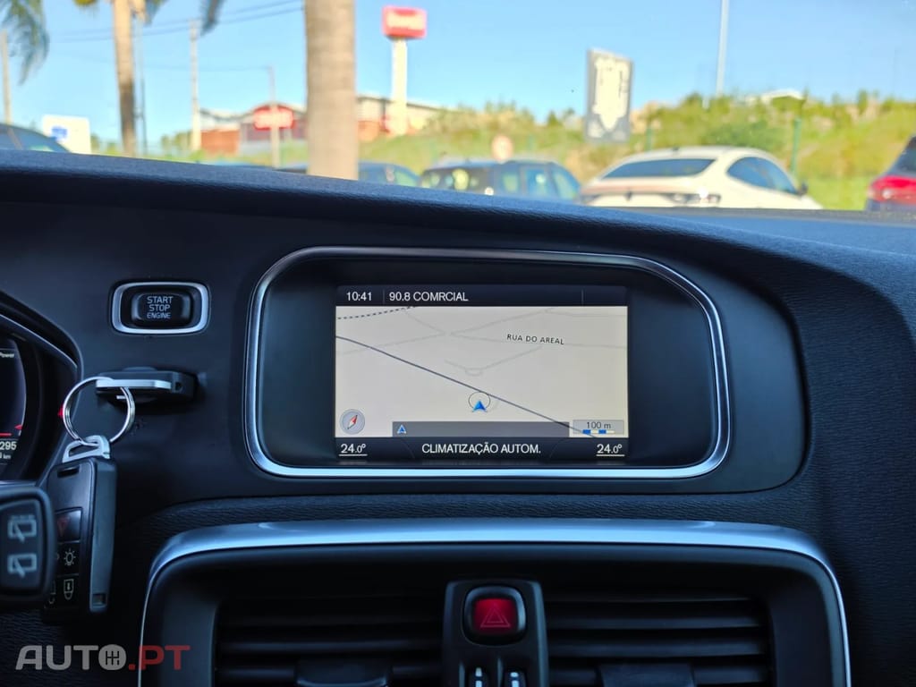 Volvo V40 1.6 D2 R-Design
