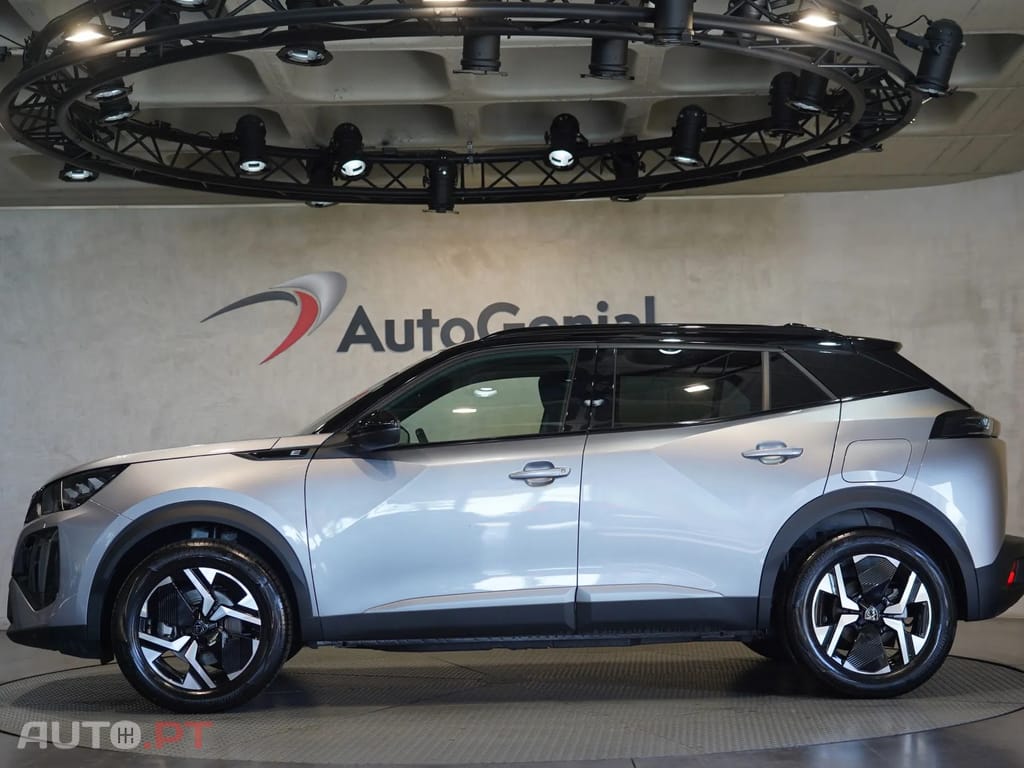 Peugeot E-2008 54 kWh GT