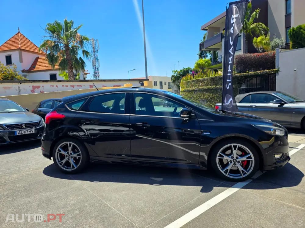 Ford Focus 2.0 TDCi ST-Line