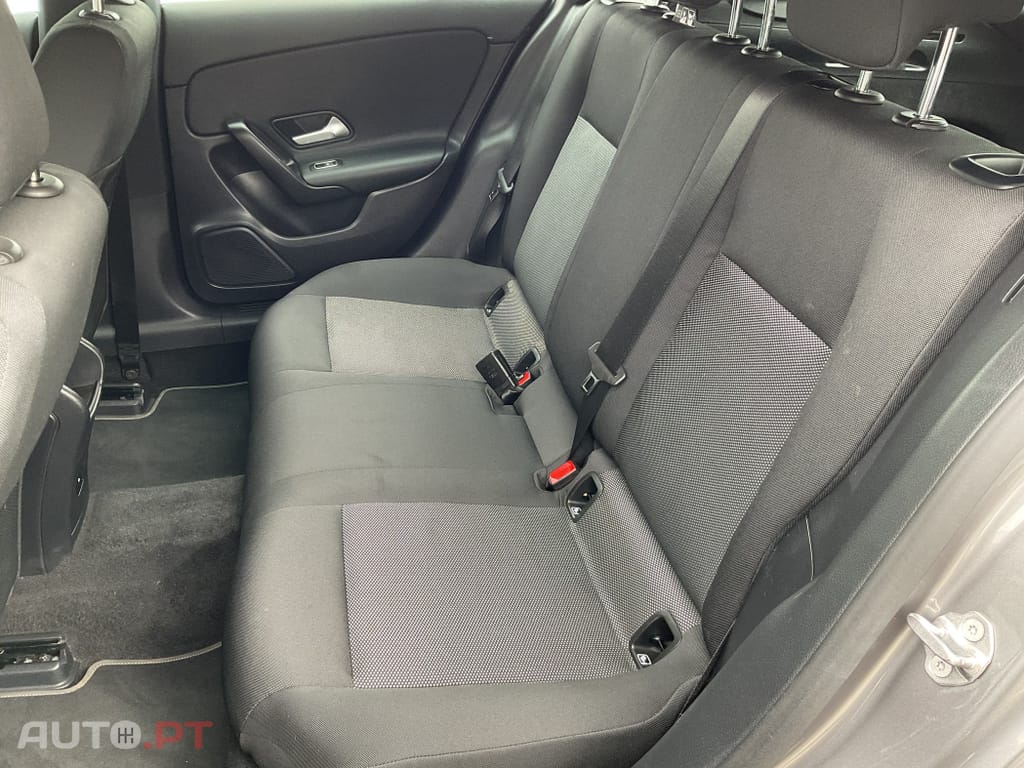 Mercedes-Benz CLA 180 d Shooting Brake Business Solutions Aut.