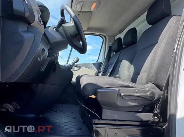 Renault Trafic 1.6 dCi L2H1 1.2T SS