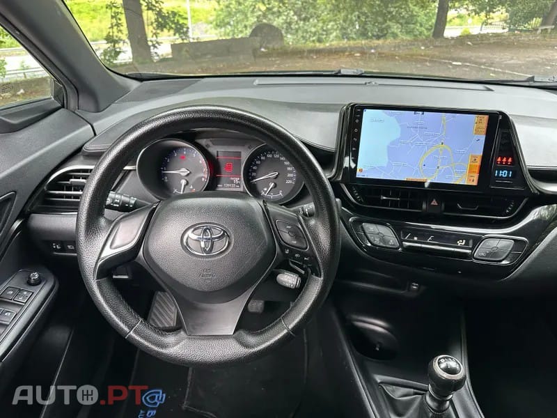 Toyota C-HR 1.2T Comfort