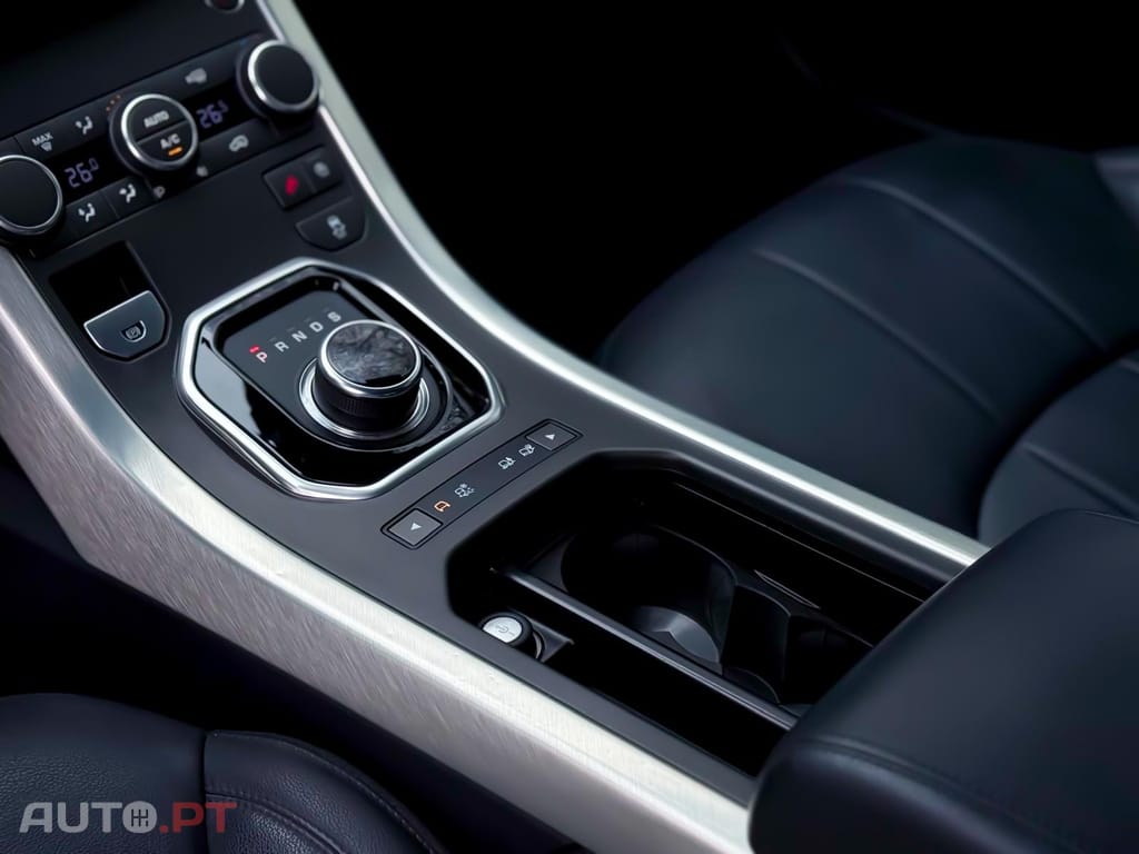 Land Rover Evoque 2.0 TD4 SE Dynamic Auto