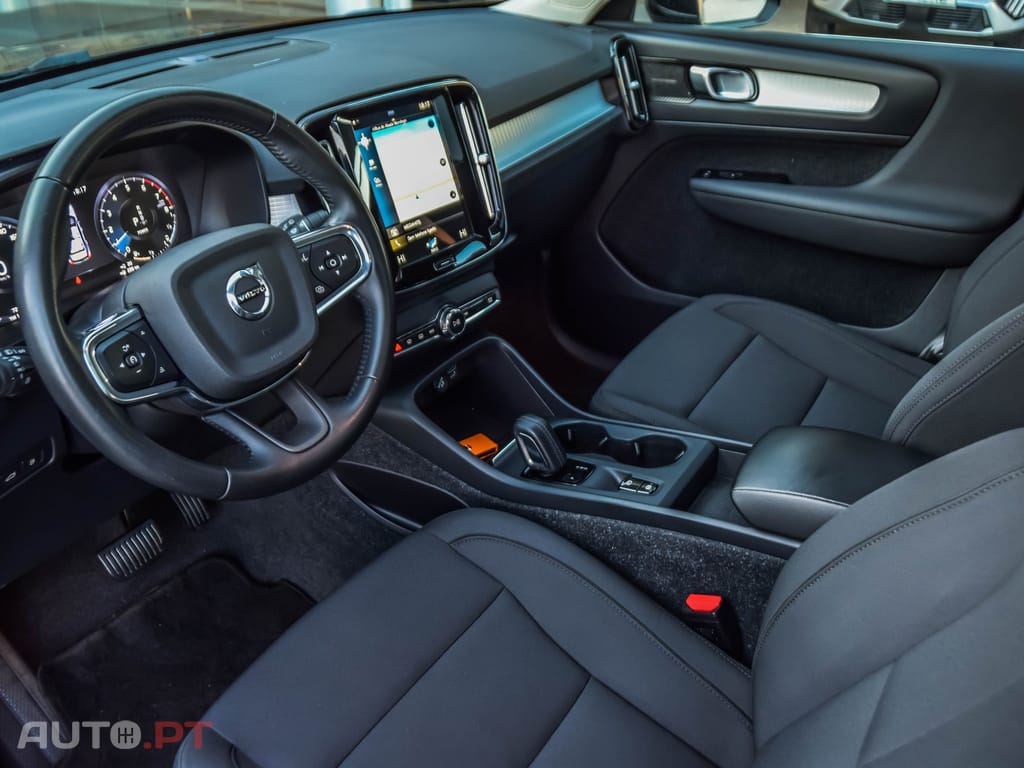 Volvo XC40 1.5 T5 PHEV Inscription Expression