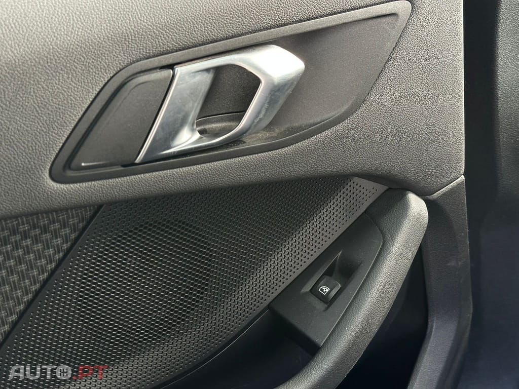 BMW 116 d Pack M Auto