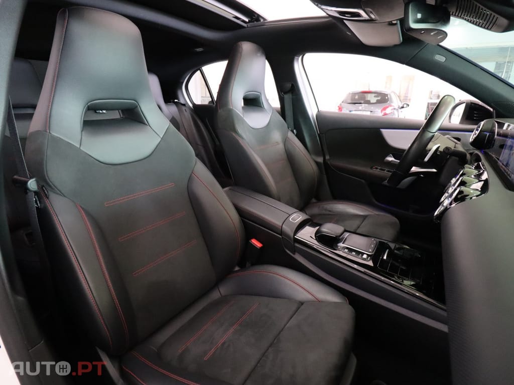 Mercedes-Benz A 250 AMG LINE