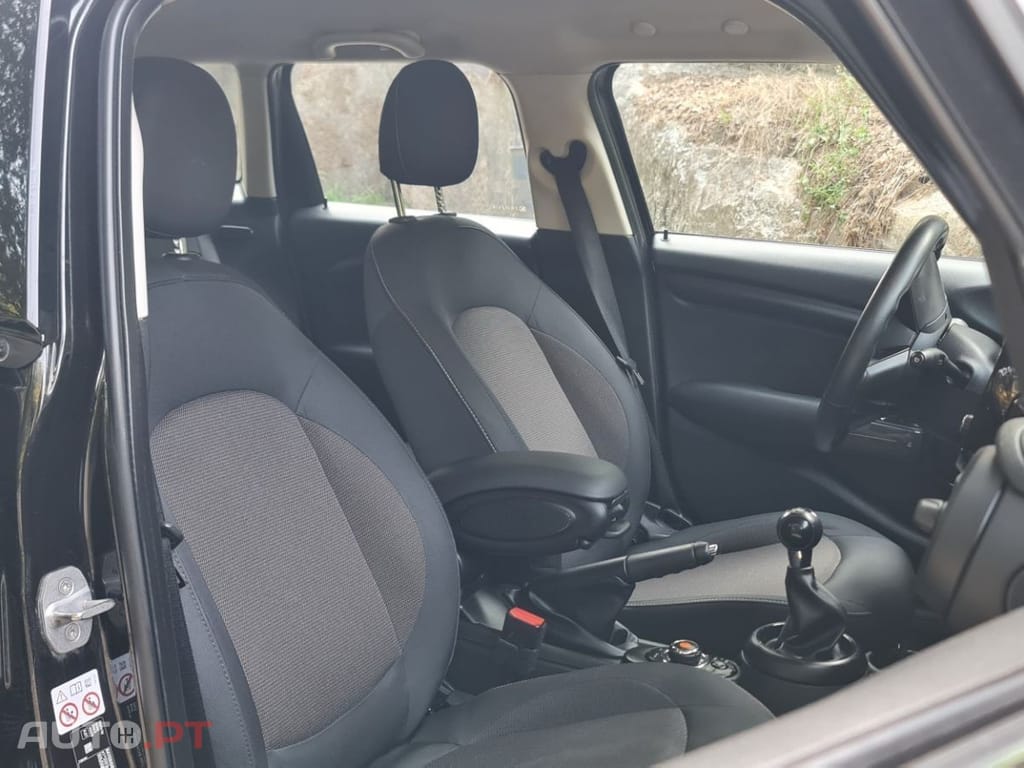 MINI Cooper One D