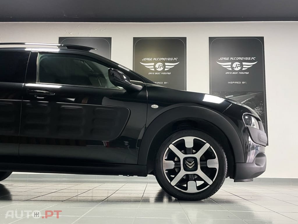 Citroen C4 Cactus 1.6 BlueHDi Shine